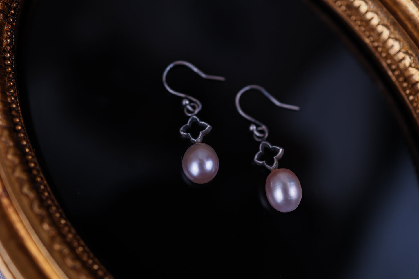 Holy Pearl Earrings - Pink