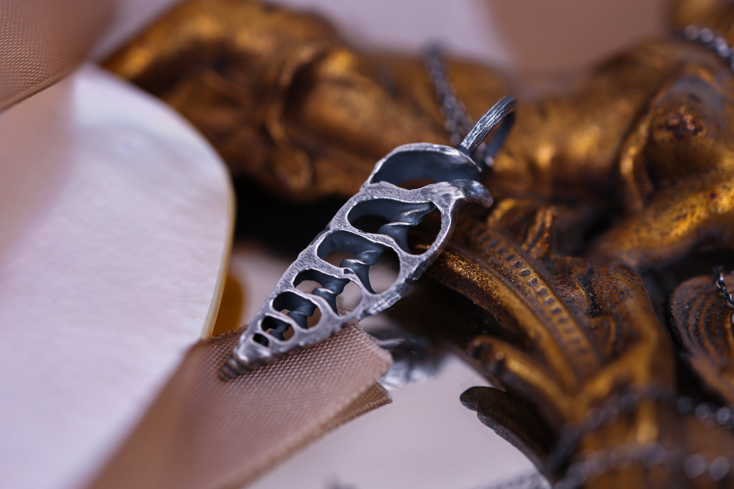 Osseus Pendant - Silver