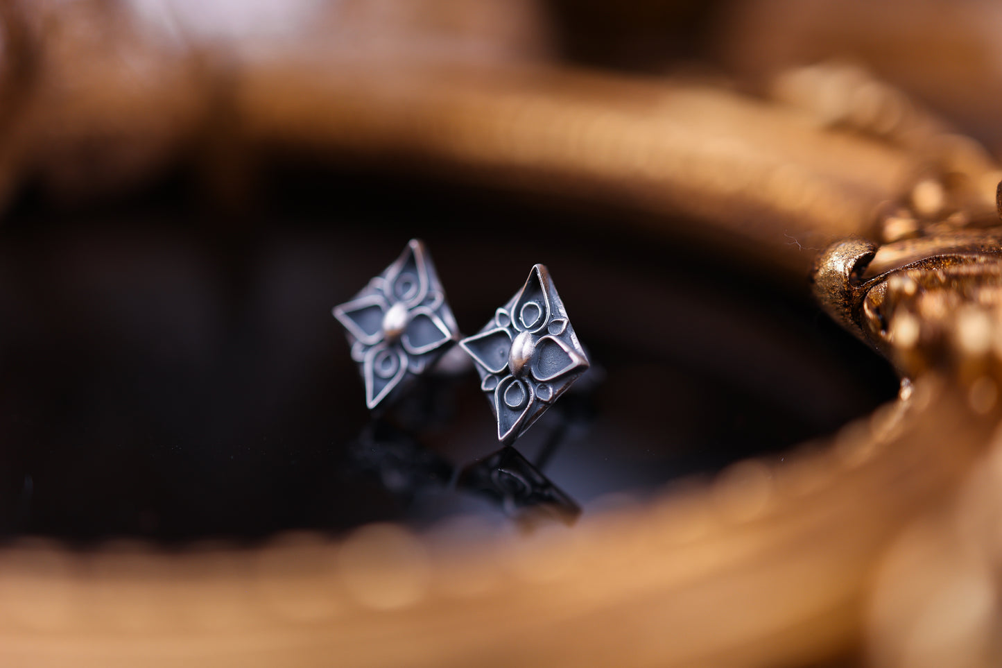 High Ward Studs - Silver
