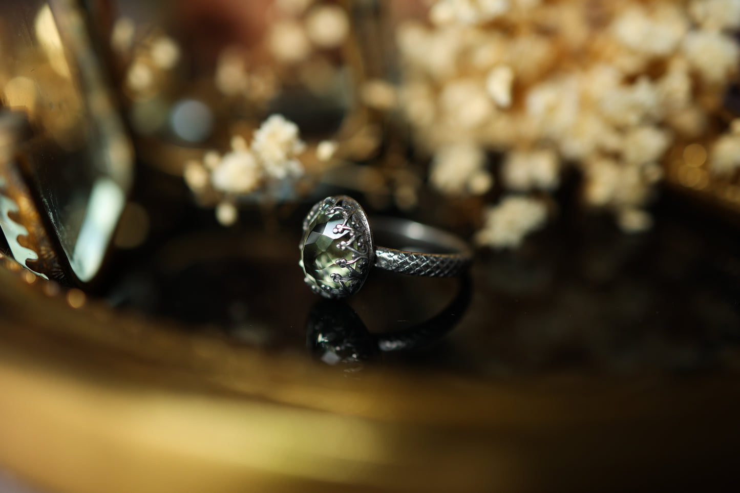Serpentine Ring (Narrow) - Prasiolite OOAK