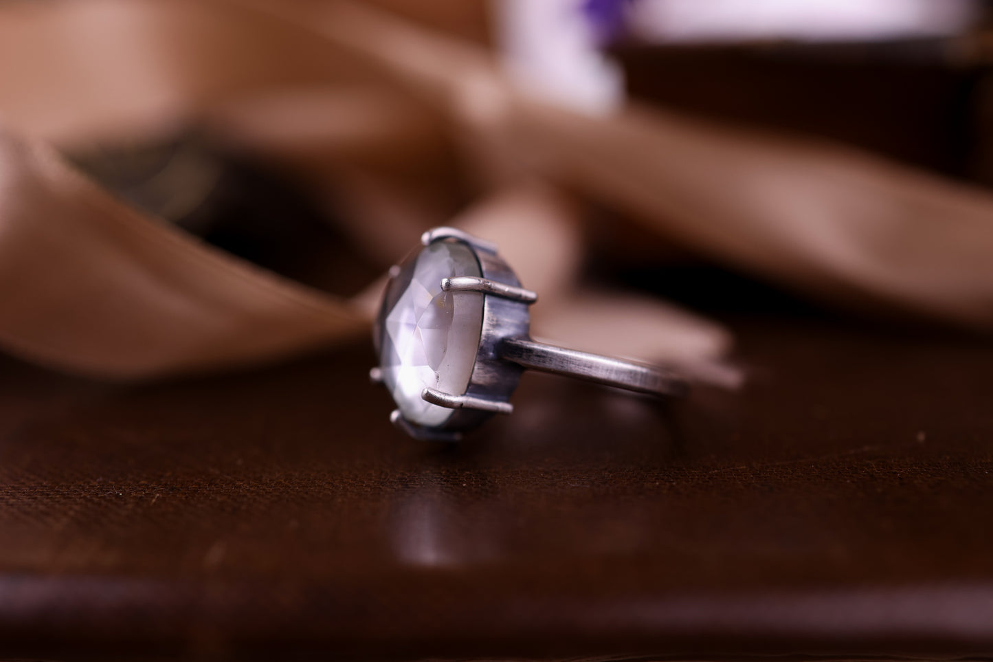 Captured Star Ring - Silver
