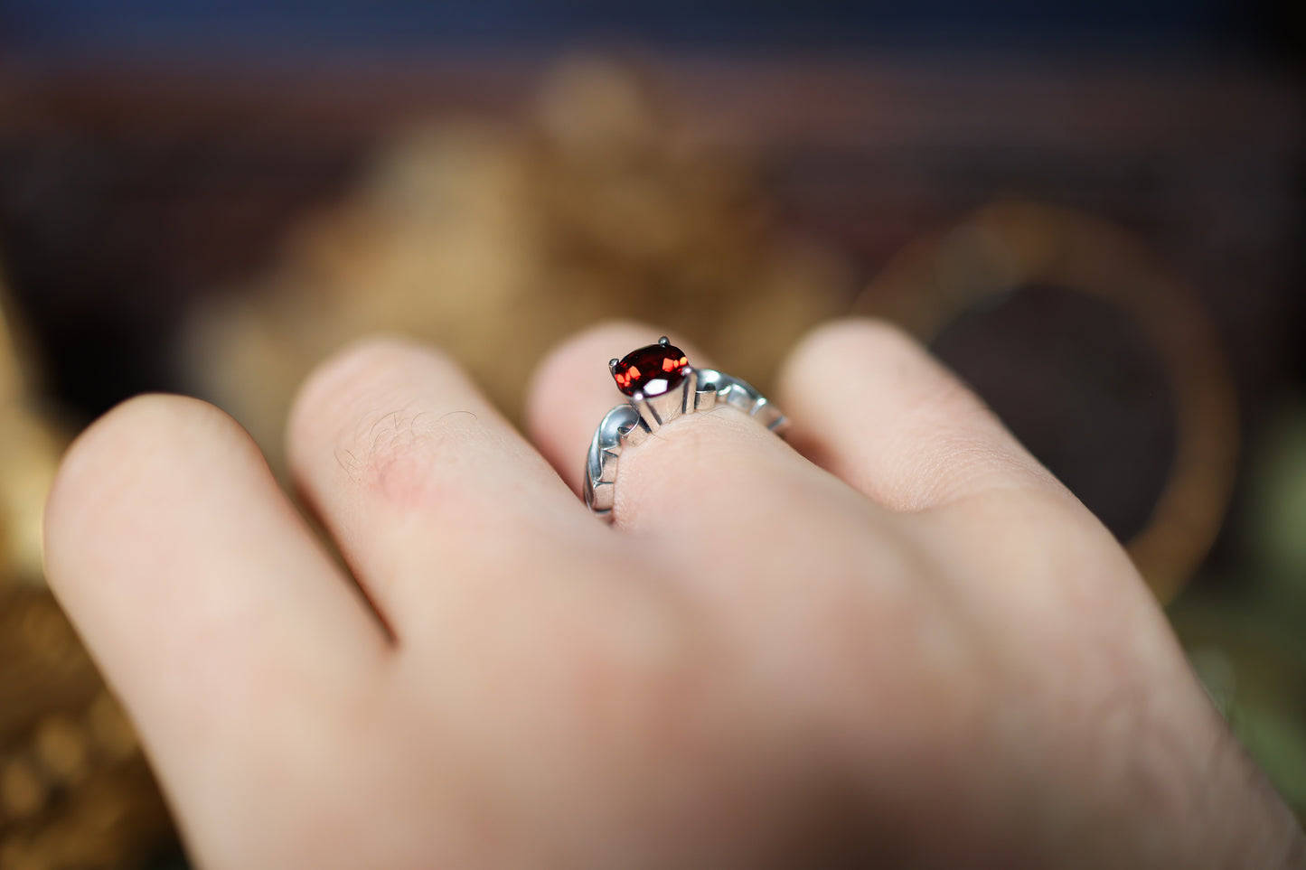 High Scroll Ring - Silver - Garnet
