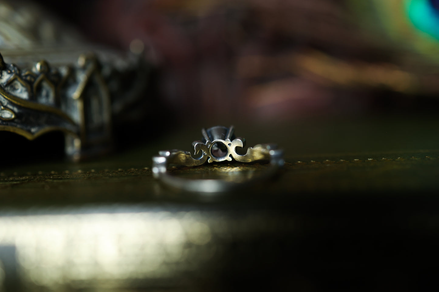 High Scroll Ring - Silver - White Topaz