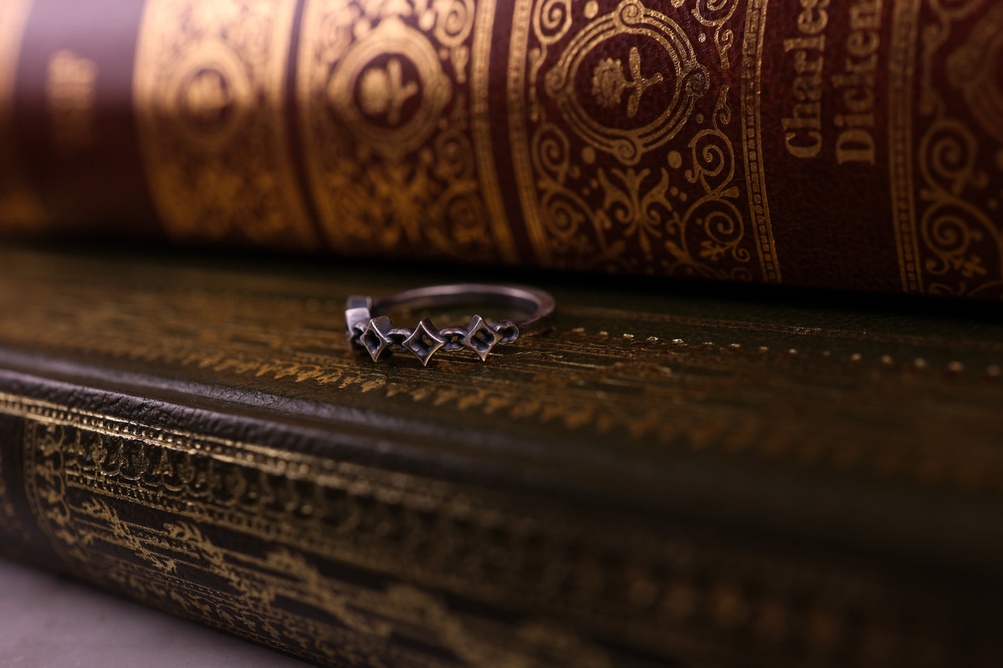 The Shackle Ring - Silver