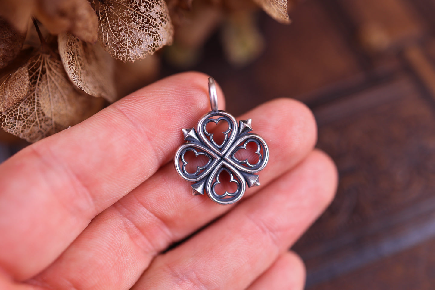 Tudor Rose Pendant - Large - Silver