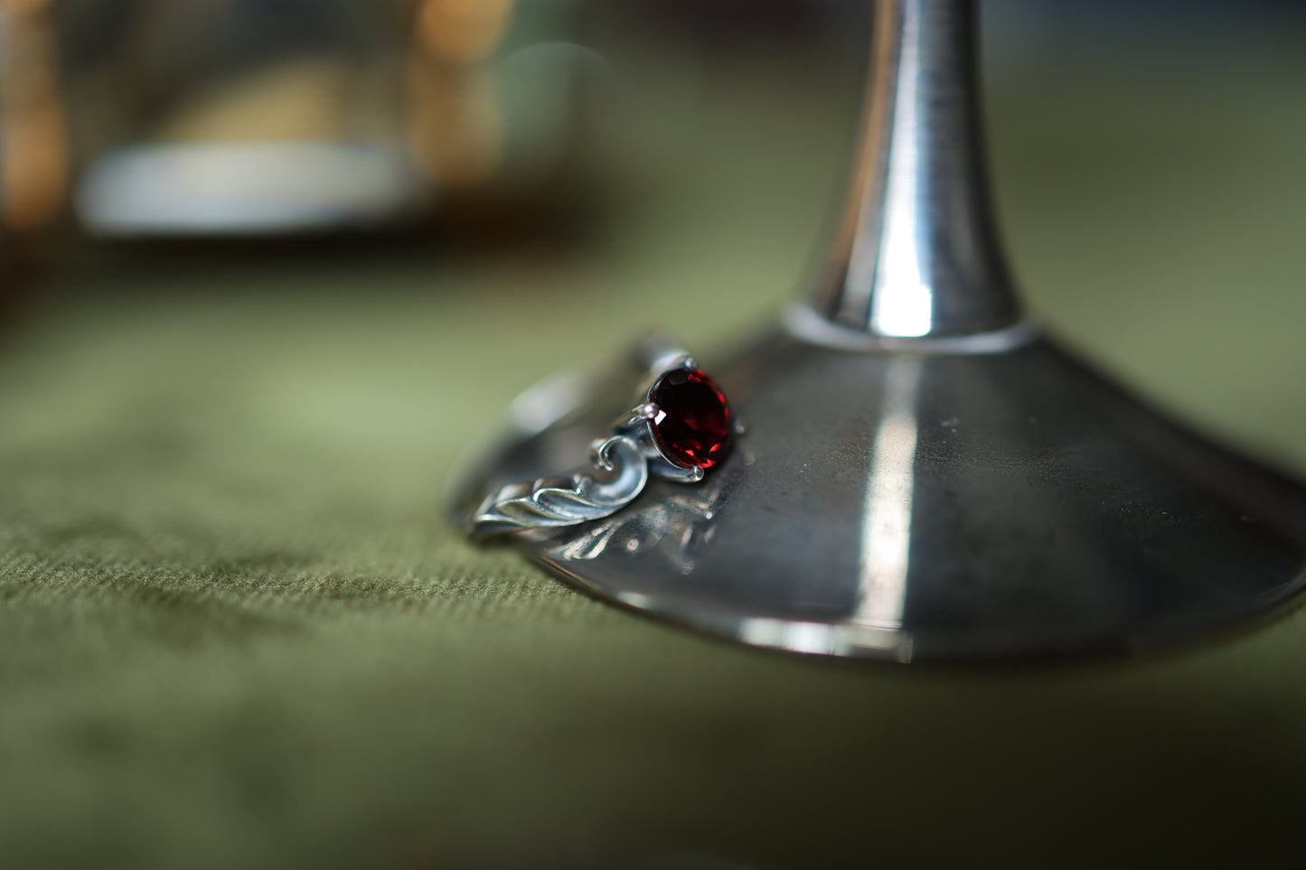 High Scroll Ring - Silver - Garnet