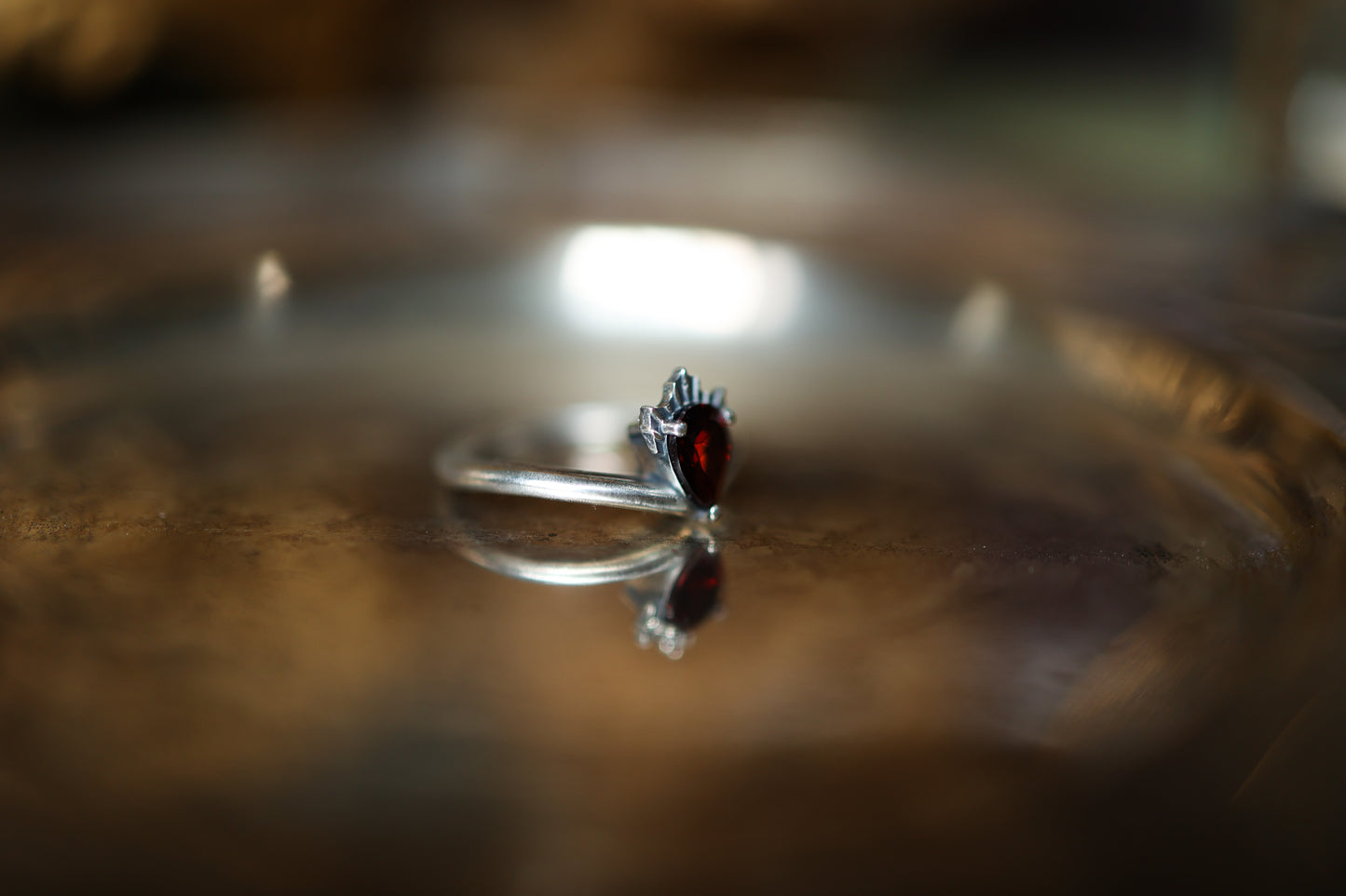 Radiant Rain Ring - Silver - Garnet