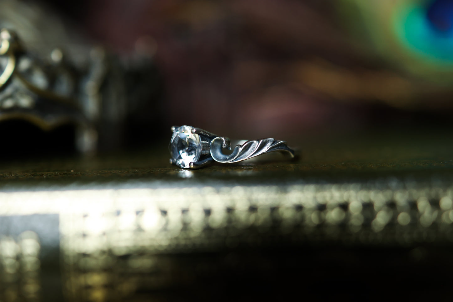 High Scroll Ring - Silver - White Topaz