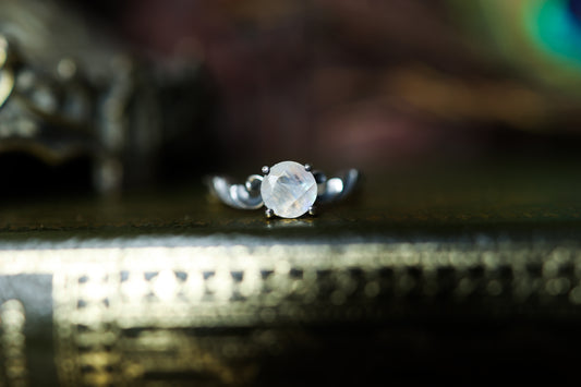 High Scroll Ring - Silver - Rainbow Moonstone
