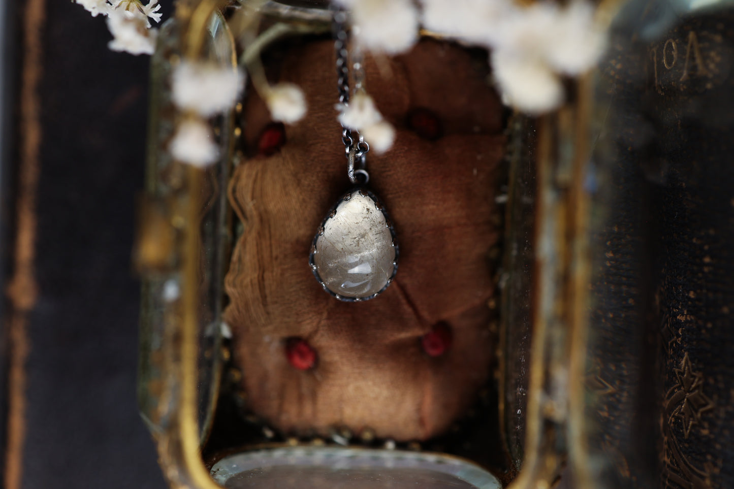 Crowned Charm - Golden Rutile Quartz
