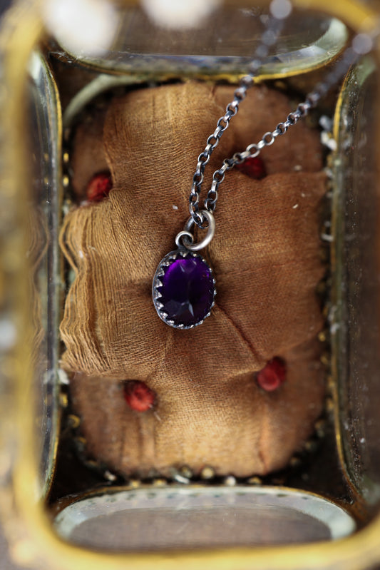Crowned Charm - Dark Amethyst